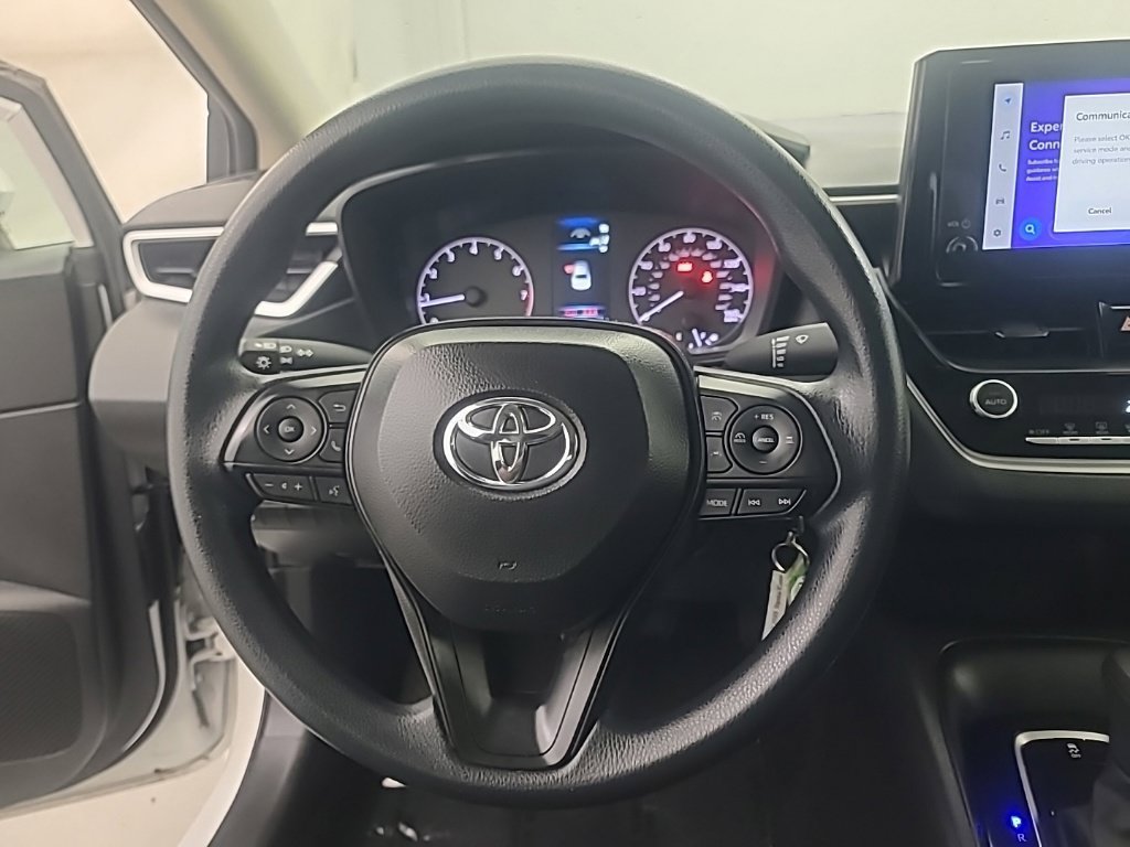 Used 2025 Toyota Corolla LE FWD image 33