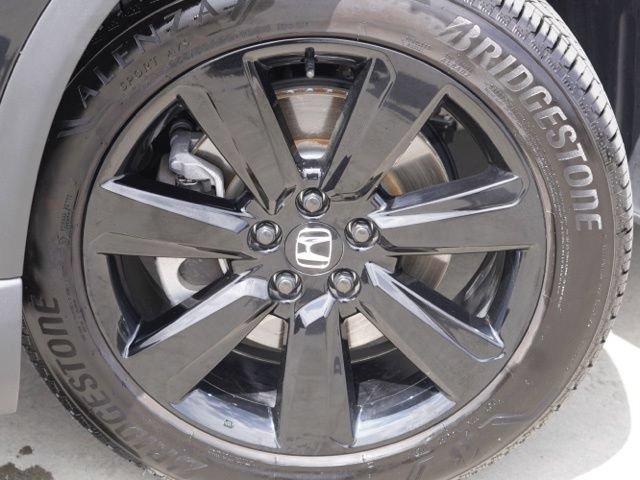 Used 2025 Honda Pilot Black Edition image 12