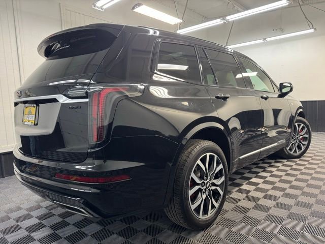 Used 2023 Cadillac XT6 Sport image 5
