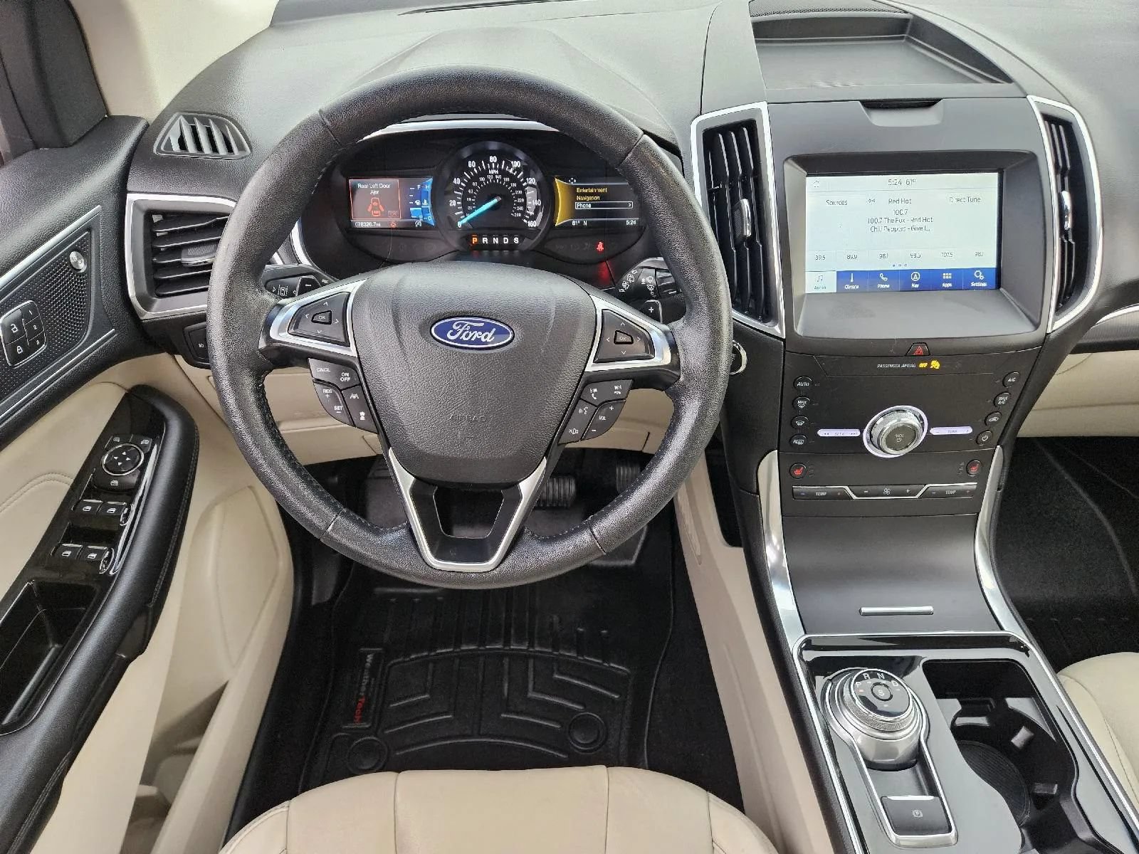 Used 2020 Ford Edge Titanium w/ Class II Trailer Tow Package AWD/4WD image 15
