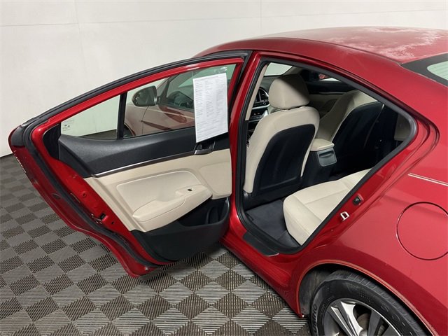 Used 2017 Hyundai Elantra SE image 23