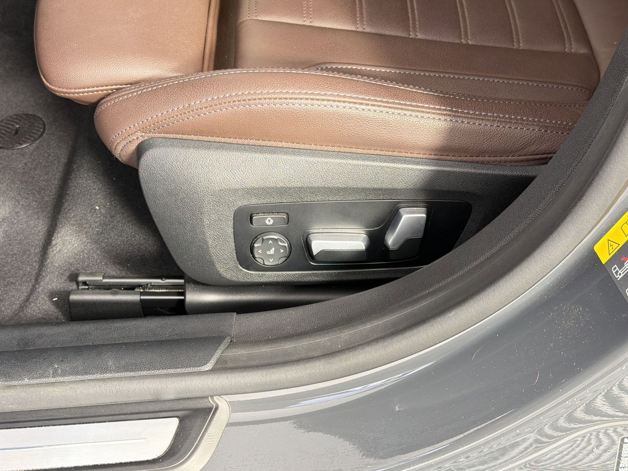 Used 2023 BMW i4 eDrive35 w/ Premium Package image 14