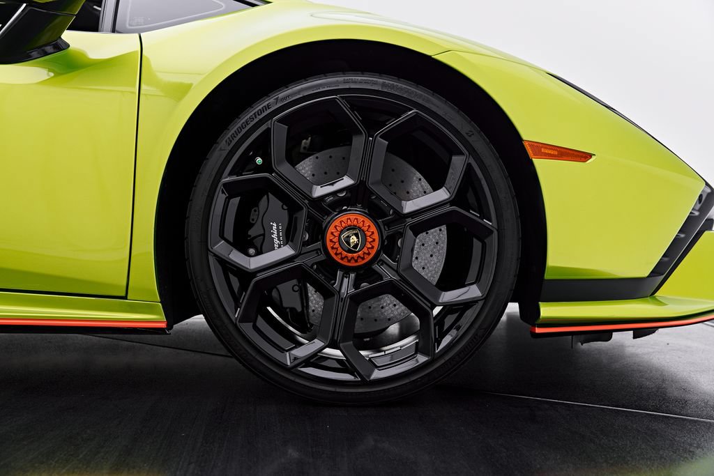 Used 2023 Lamborghini Huracan Tecnica RWD image 38