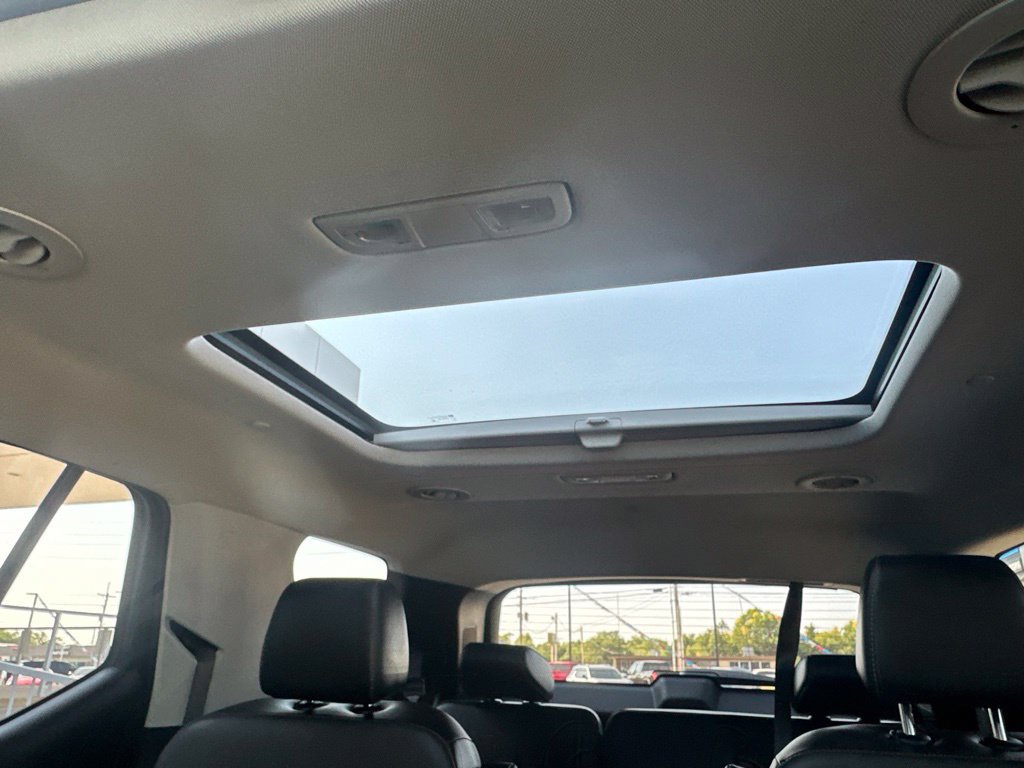 Used 2019 Chevrolet Traverse Premier w/ Redline Edition FWD image 28