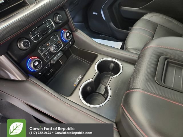 Used 2022 Chevrolet Tahoe RST w/ Luxury Package AWD/4WD image 16