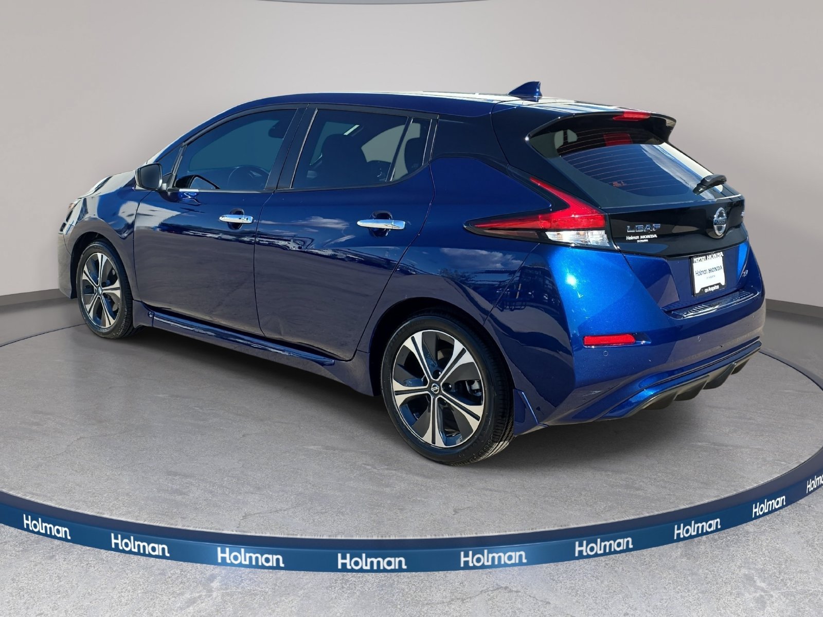 Used 2022 Nissan Leaf SV FWD image 8