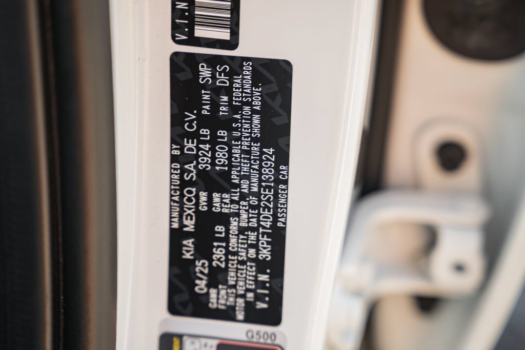 Used 2025 Kia K4 FWD image 34