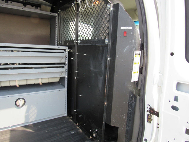 Used 2013 Chevrolet Express 2500 RWD image 16