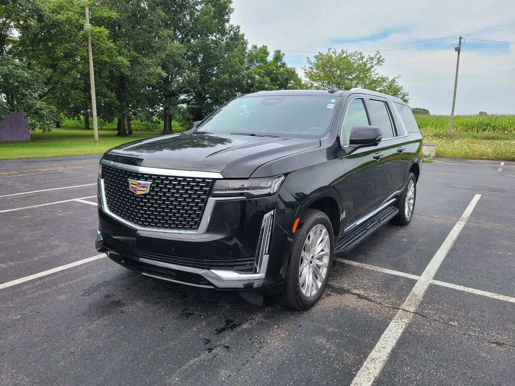 Used 2023 Cadillac Escalade ESV Premium Luxury AWD/4WD image 3