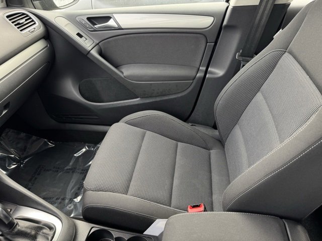 Used 2014 Volkswagen Golf 4-Door image 19