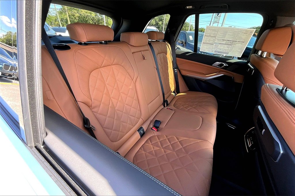 New 2026 BMW X5 xDrive40i w/ Climate Comfort Package image 11