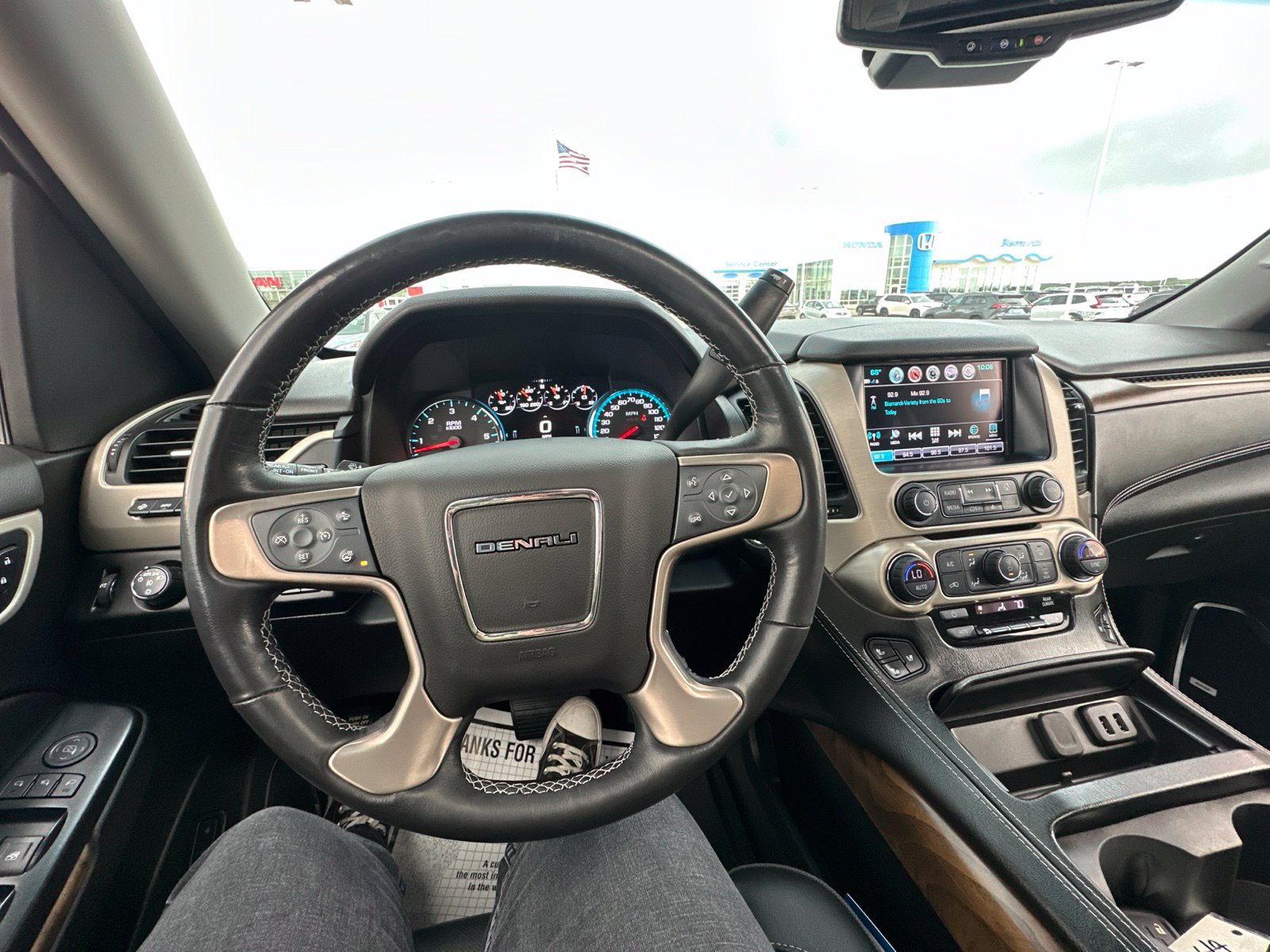 Used 2019 GMC Yukon Denali w/ Denali Ultimate Black Edition AWD/4WD image 54