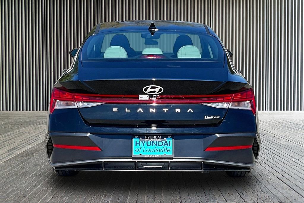 New 2026 Hyundai Elantra Limited image 4