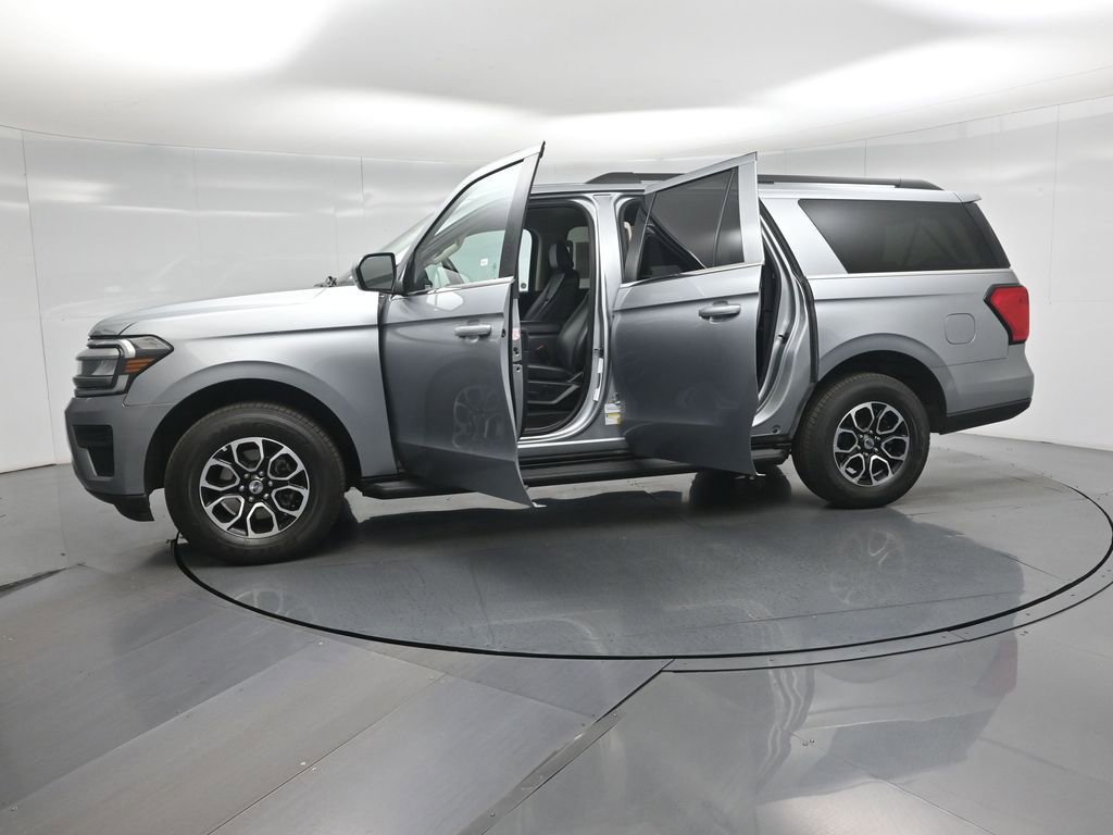 Certified 2024 Ford Expedition Max XLT image 36