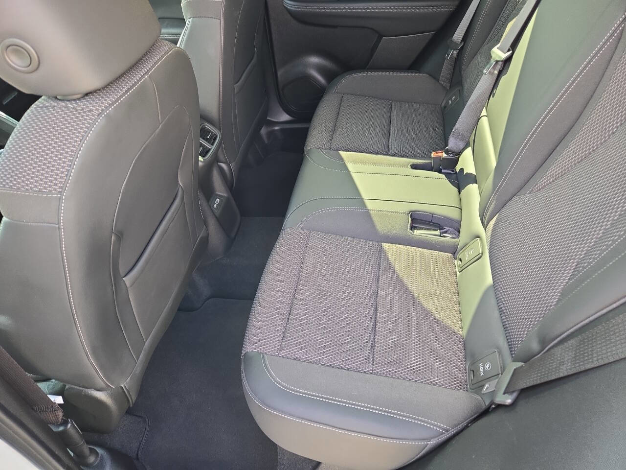 Used 2023 Buick Envision Preferred image 35