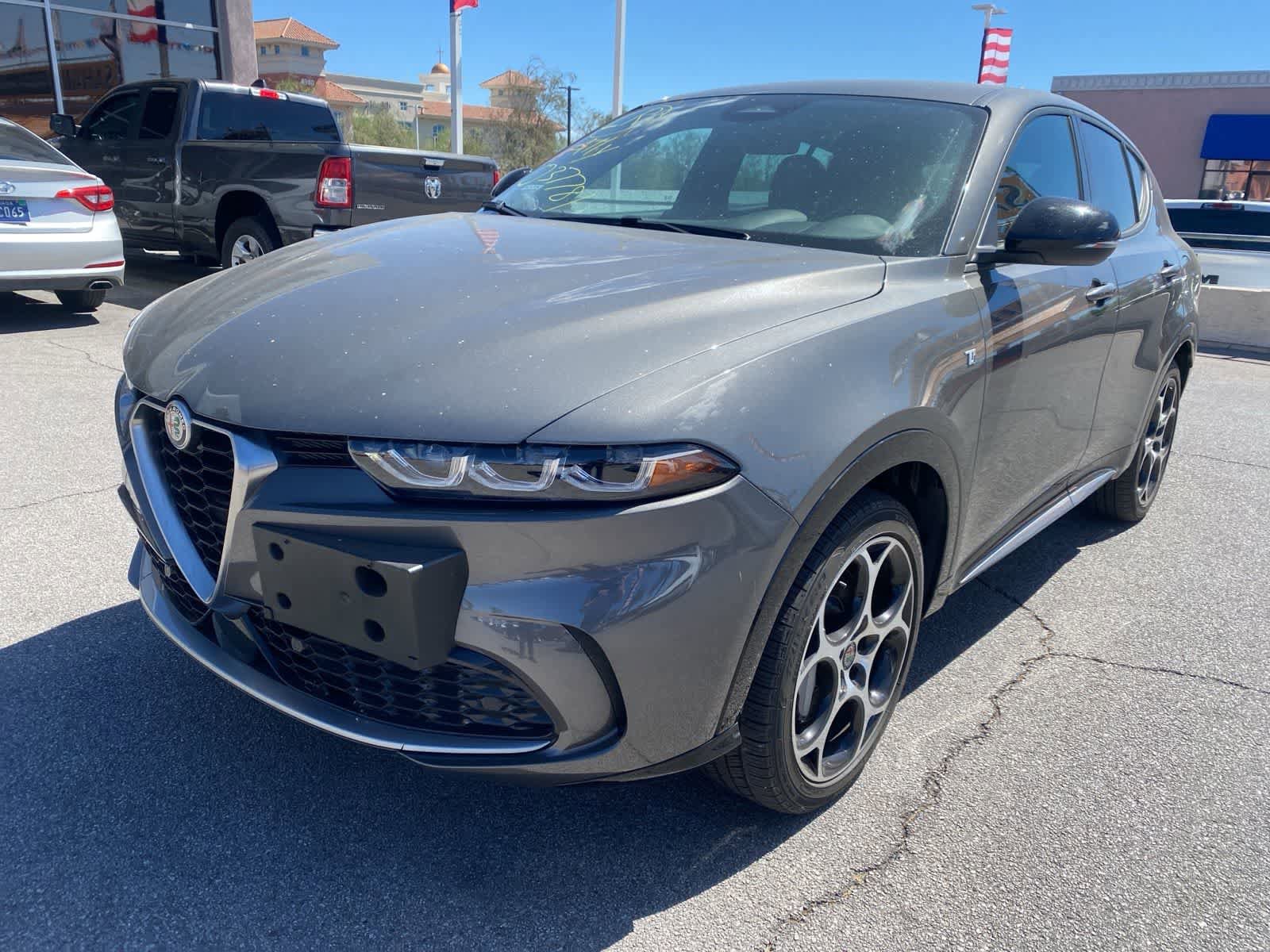 Used 2024 Alfa Romeo Tonale Ti w/ Premium Interior Package AWD/4WD image 1