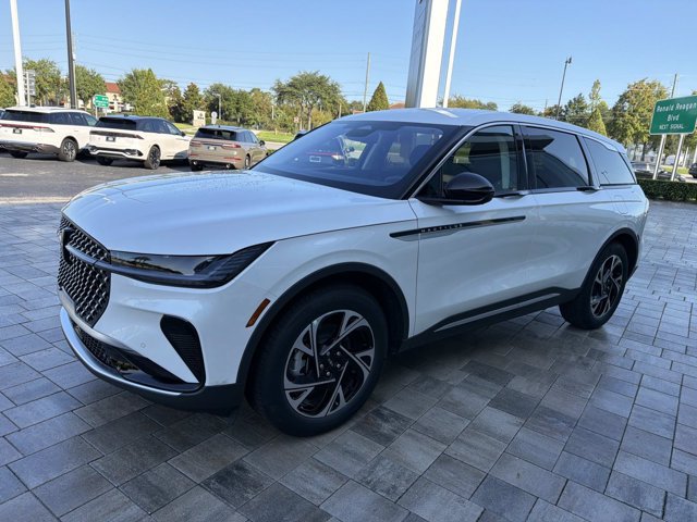 New 2026 Lincoln Nautilus Premier AWD/4WD image 5