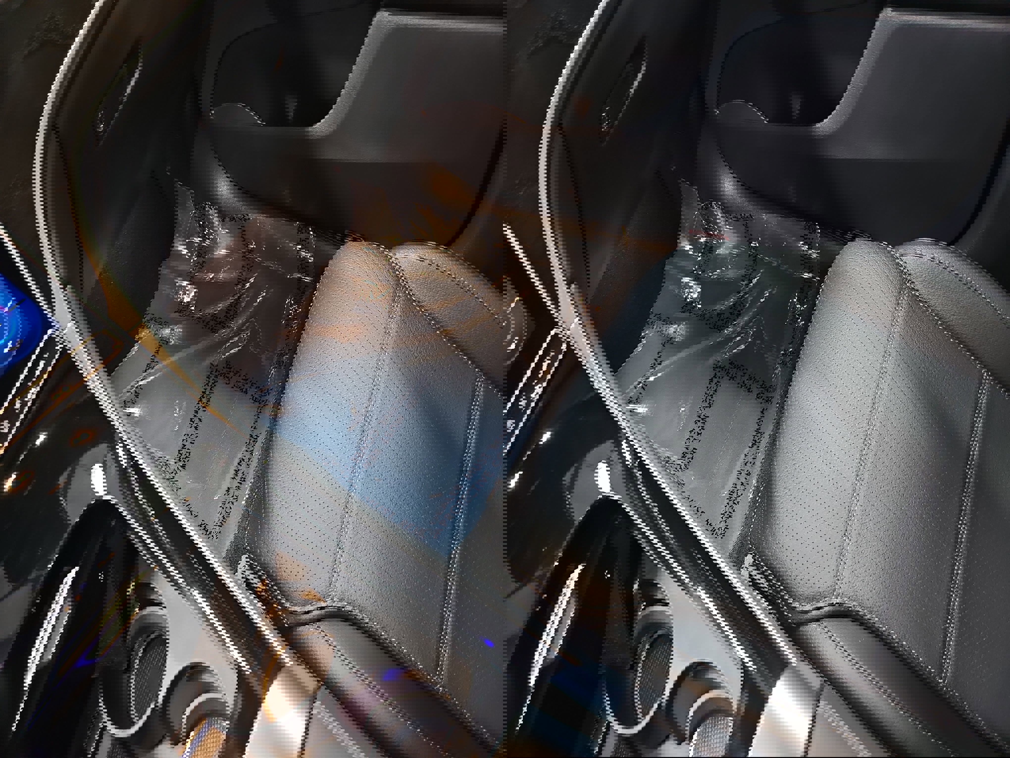 Certified 2025 Mercedes-Benz GLC 300 image 28