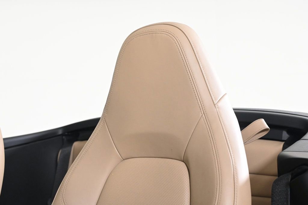 Used 2023 Porsche 911 Carrera S image 24