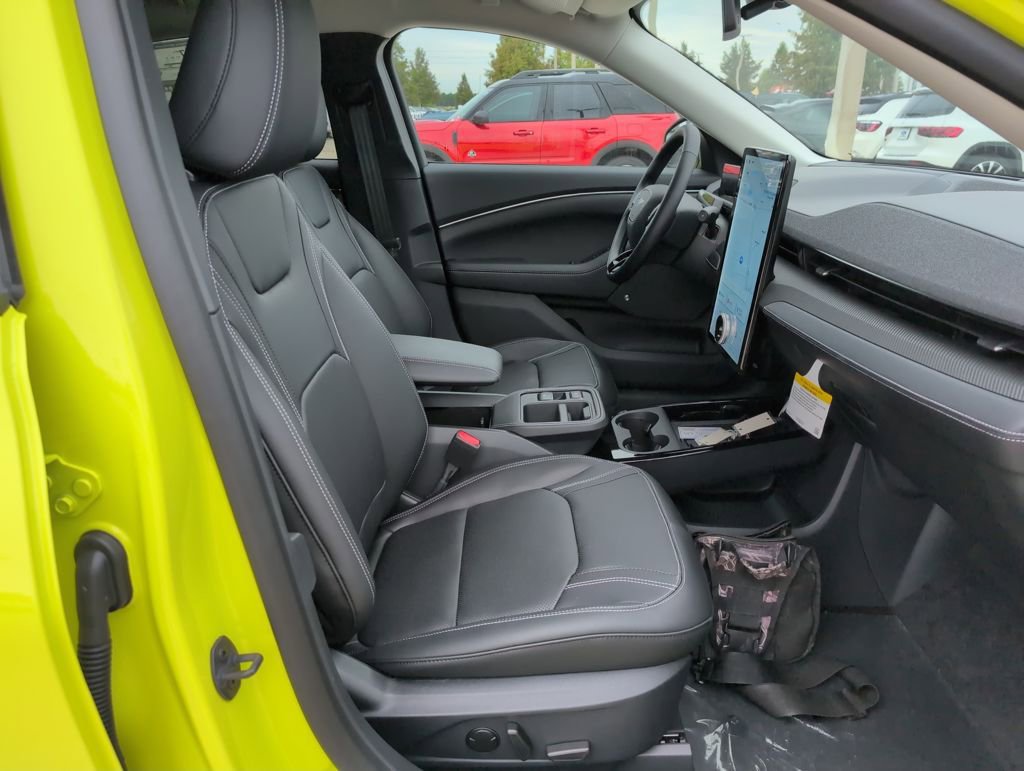 New 2025 Ford Mustang Mach-E Premium image 12