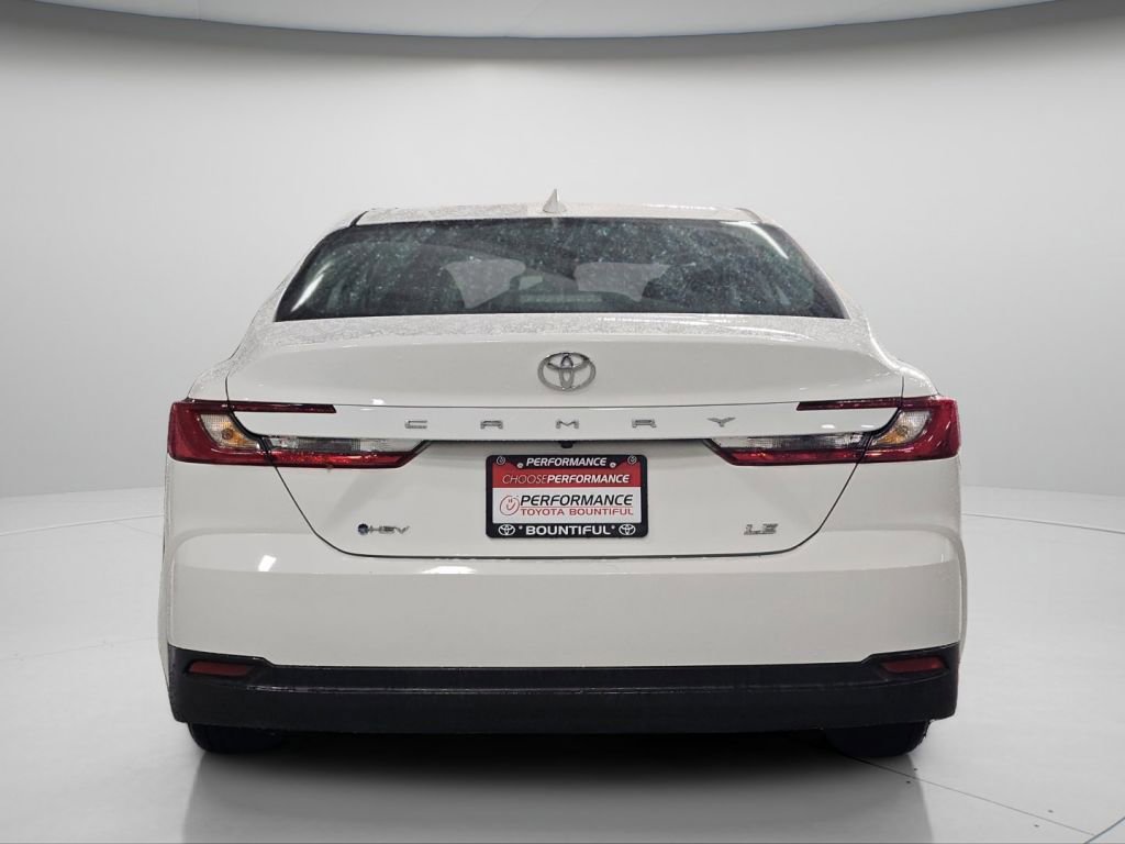 Used 2025 Toyota Camry LE FWD image 21