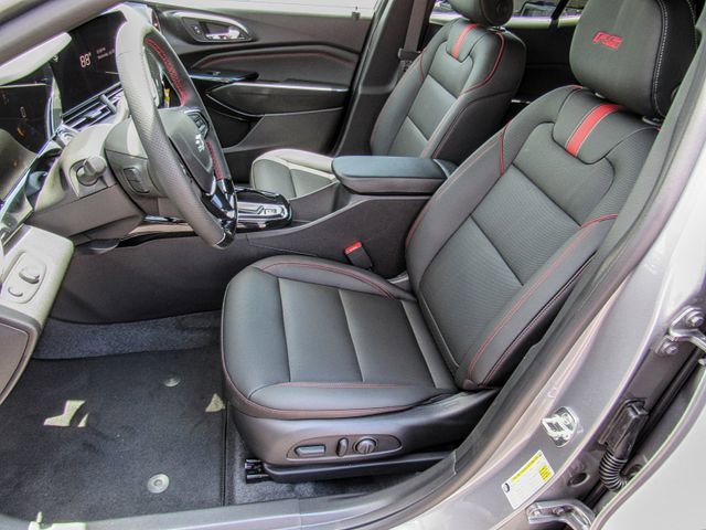 New 2025 Chevrolet Trax RS w/ Driver Confidence Package image 13