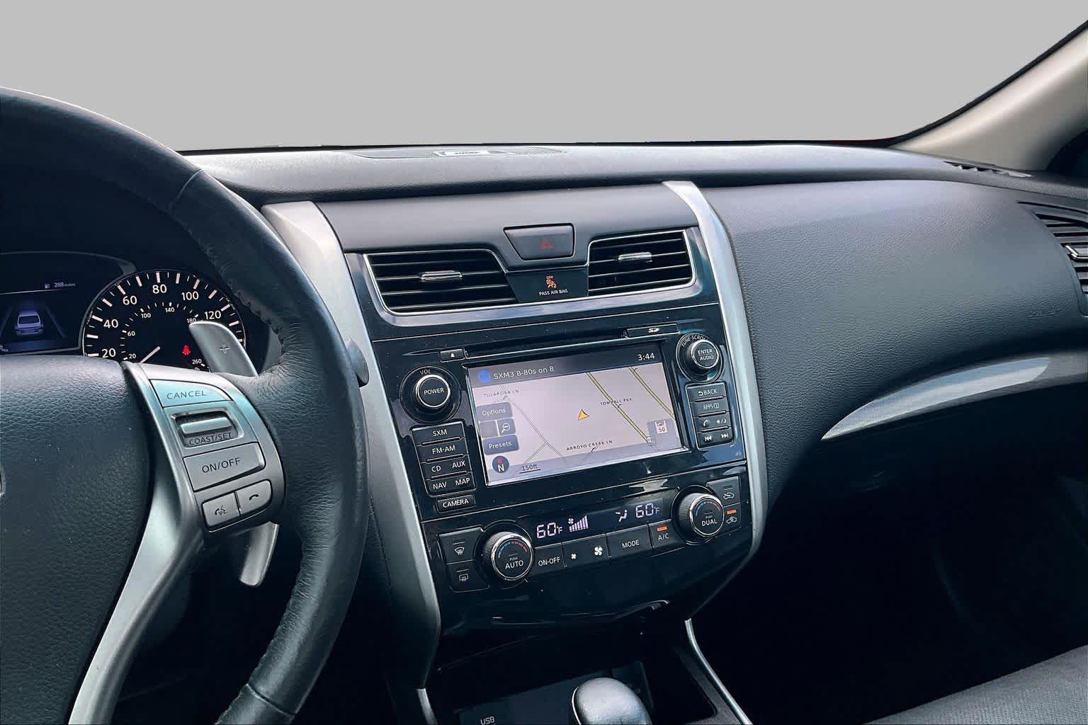 Used 2015 Nissan Altima 3.5 SL FWD image 7