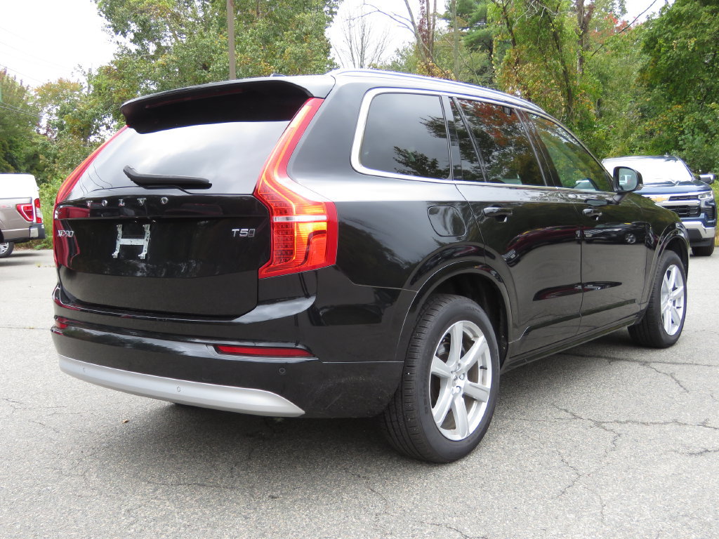 Used 2022 Volvo XC90 T5 Momentum AWD/4WD image 5