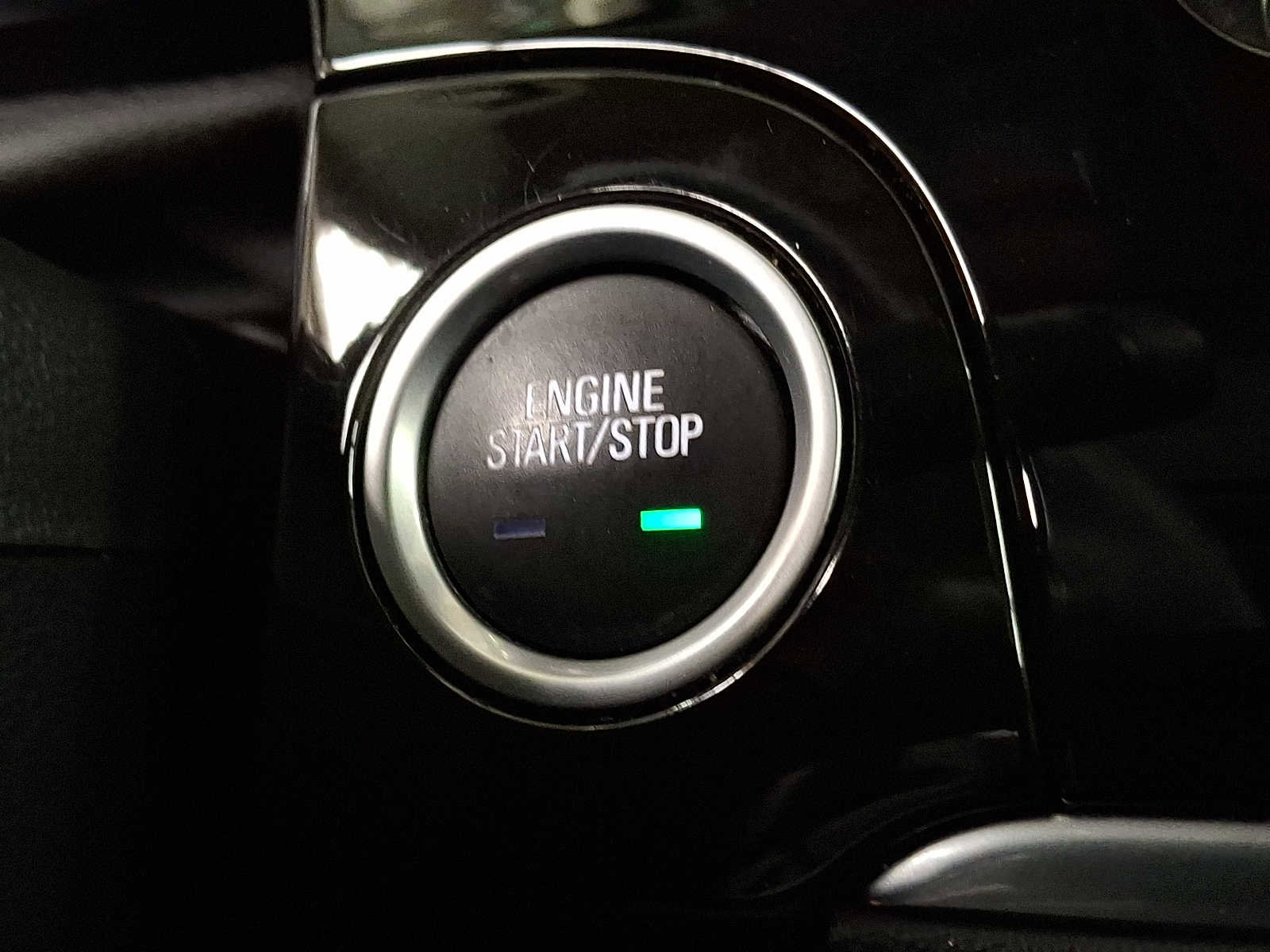 Used 2019 Buick Encore Essence w/ Experience Buick Package image 20