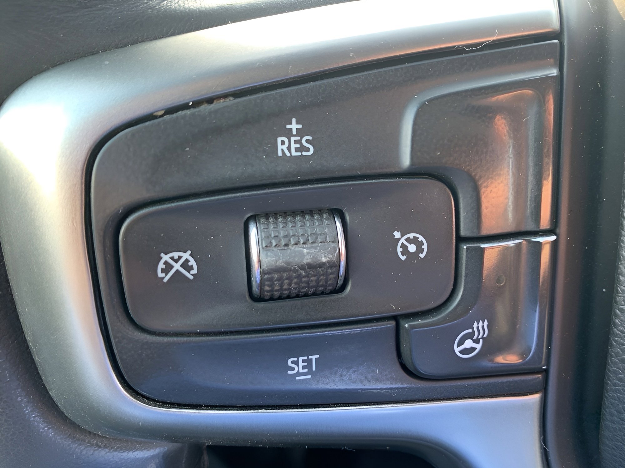 Used 2021 Chevrolet Silverado 1500 RST w/ Max Trailering Package AWD/4WD image 11