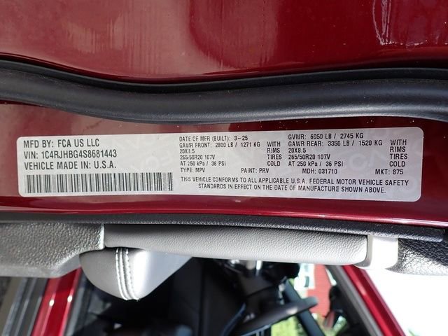 New 2025 Jeep Grand Cherokee Limited w/ Black Appearance Package image 16