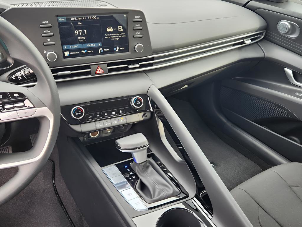 New 2026 Hyundai Elantra Blue image 17