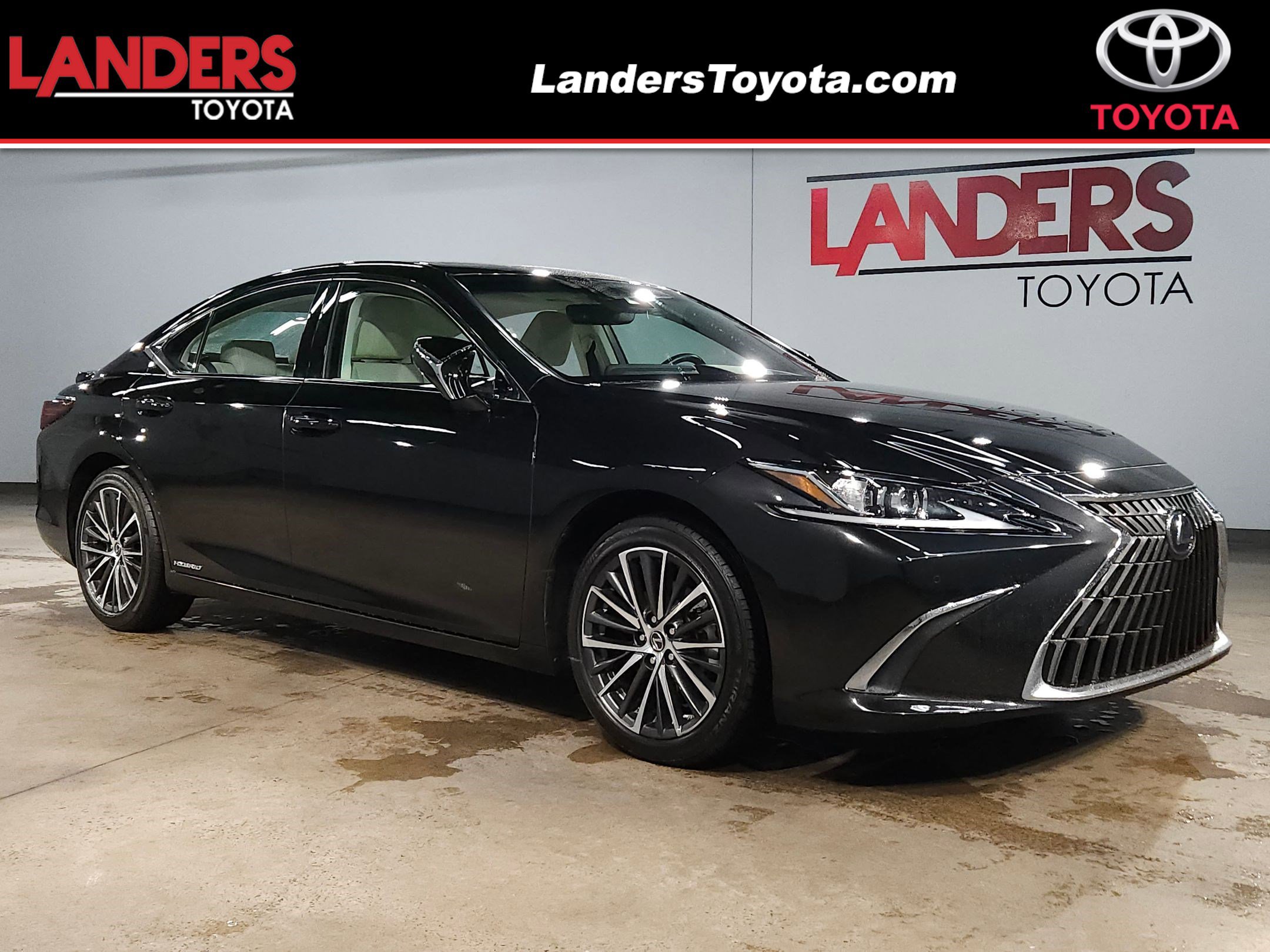 Used 2022 Lexus ES 300h w/ Premium Package image 1