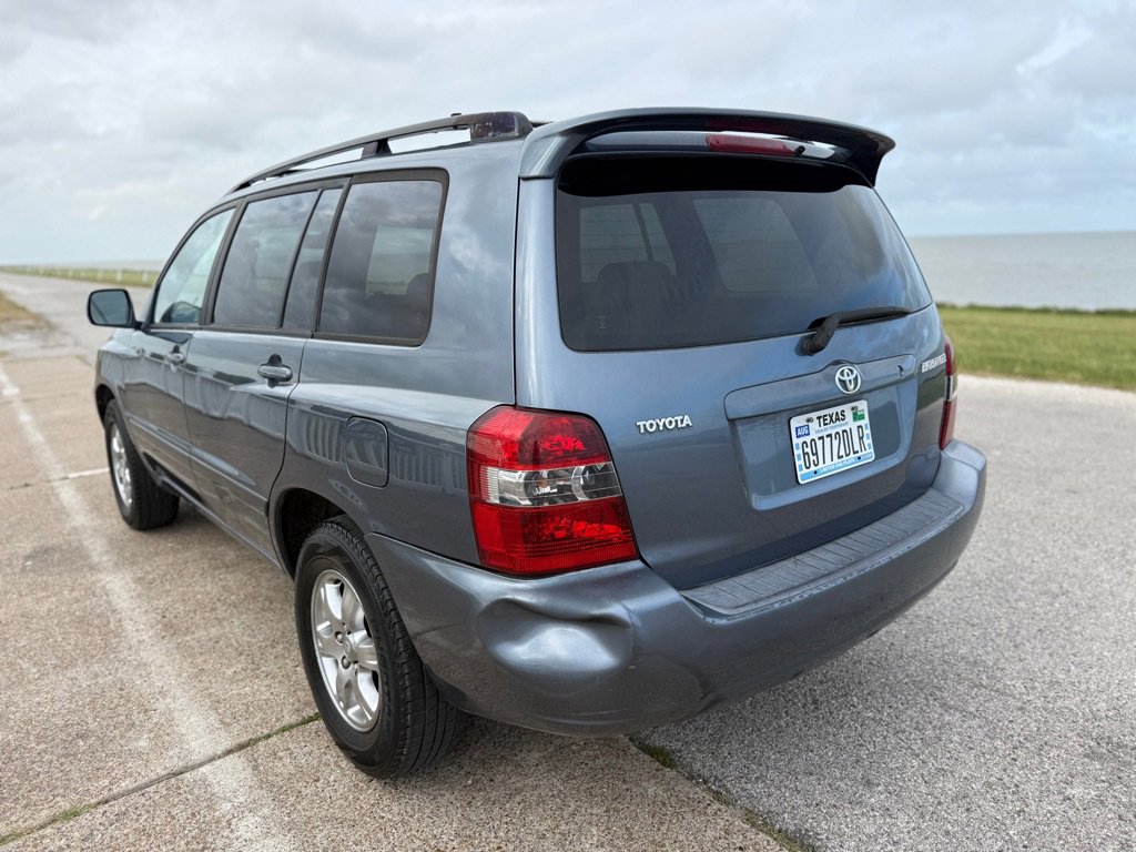 Used 2004 Toyota Highlander 2WD image 7