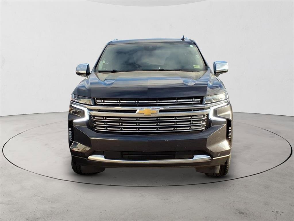 Used 2023 Chevrolet Suburban Premier image 2