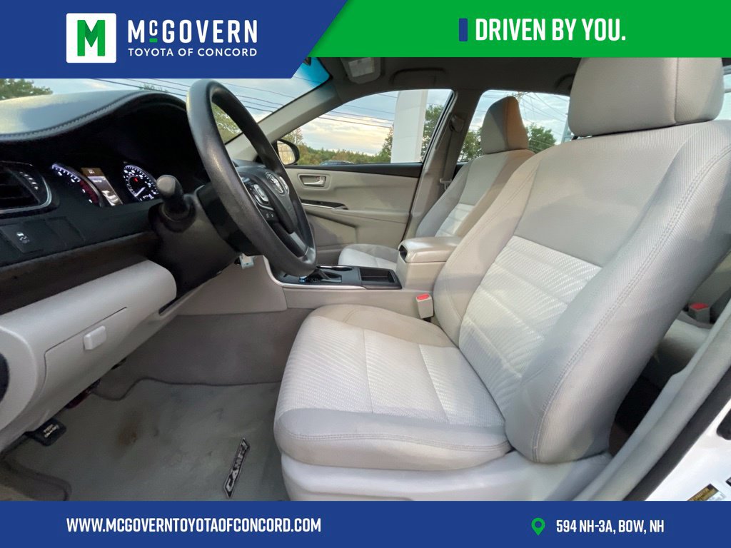 Used 2017 Toyota Camry LE FWD image 10