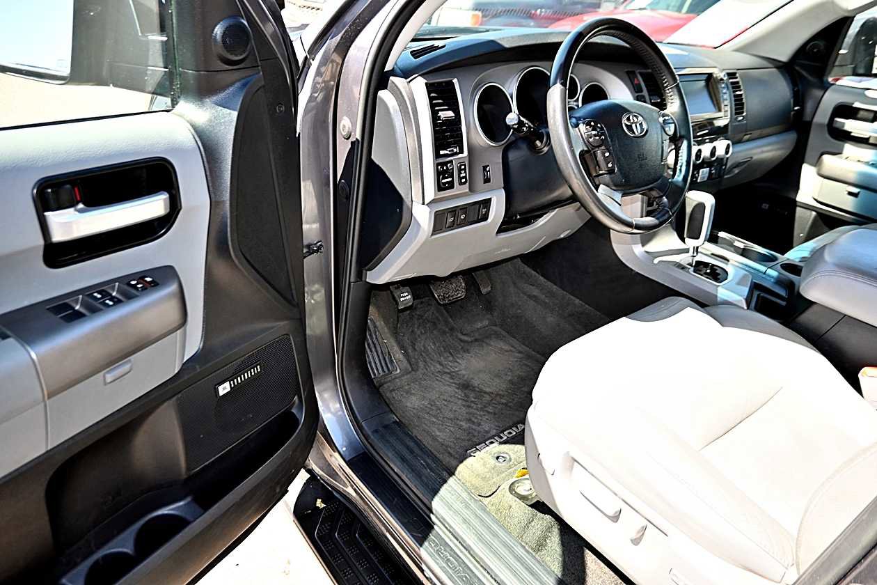 Used 2012 Toyota Sequoia Limited image 26
