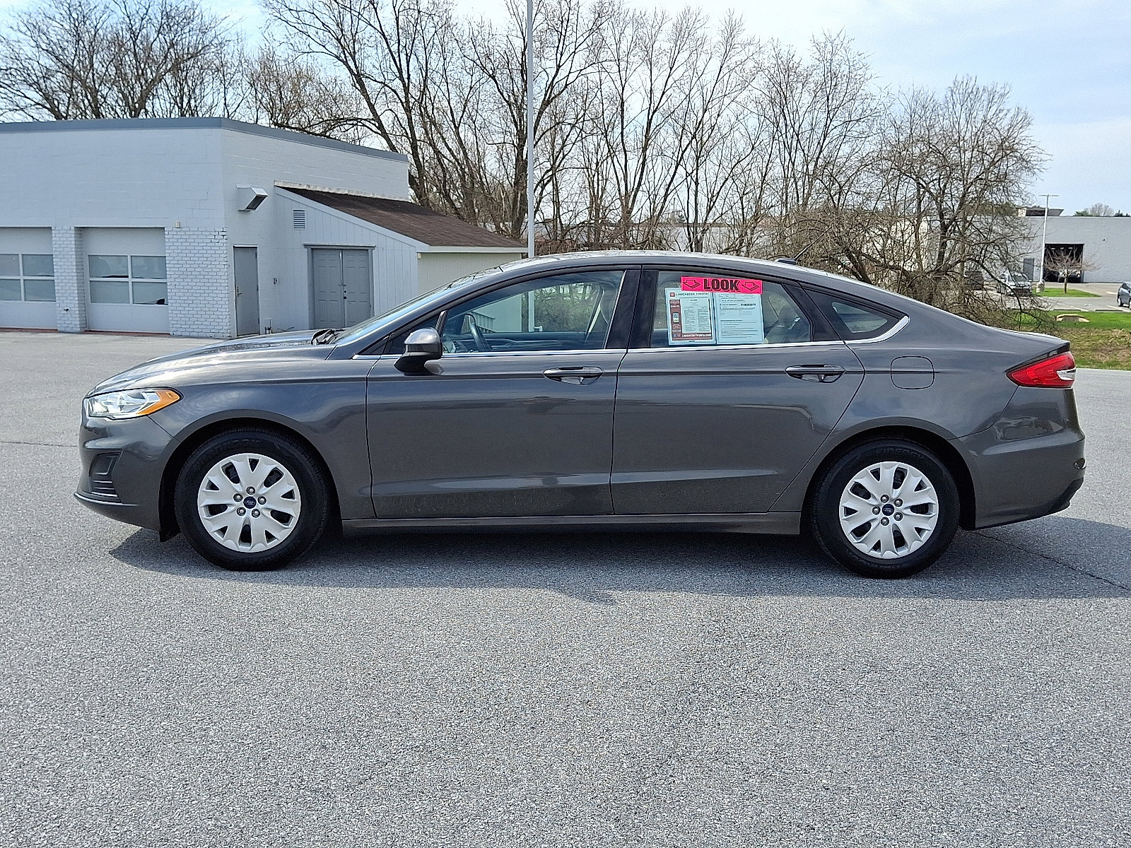 Used 2019 Ford Fusion S image 4