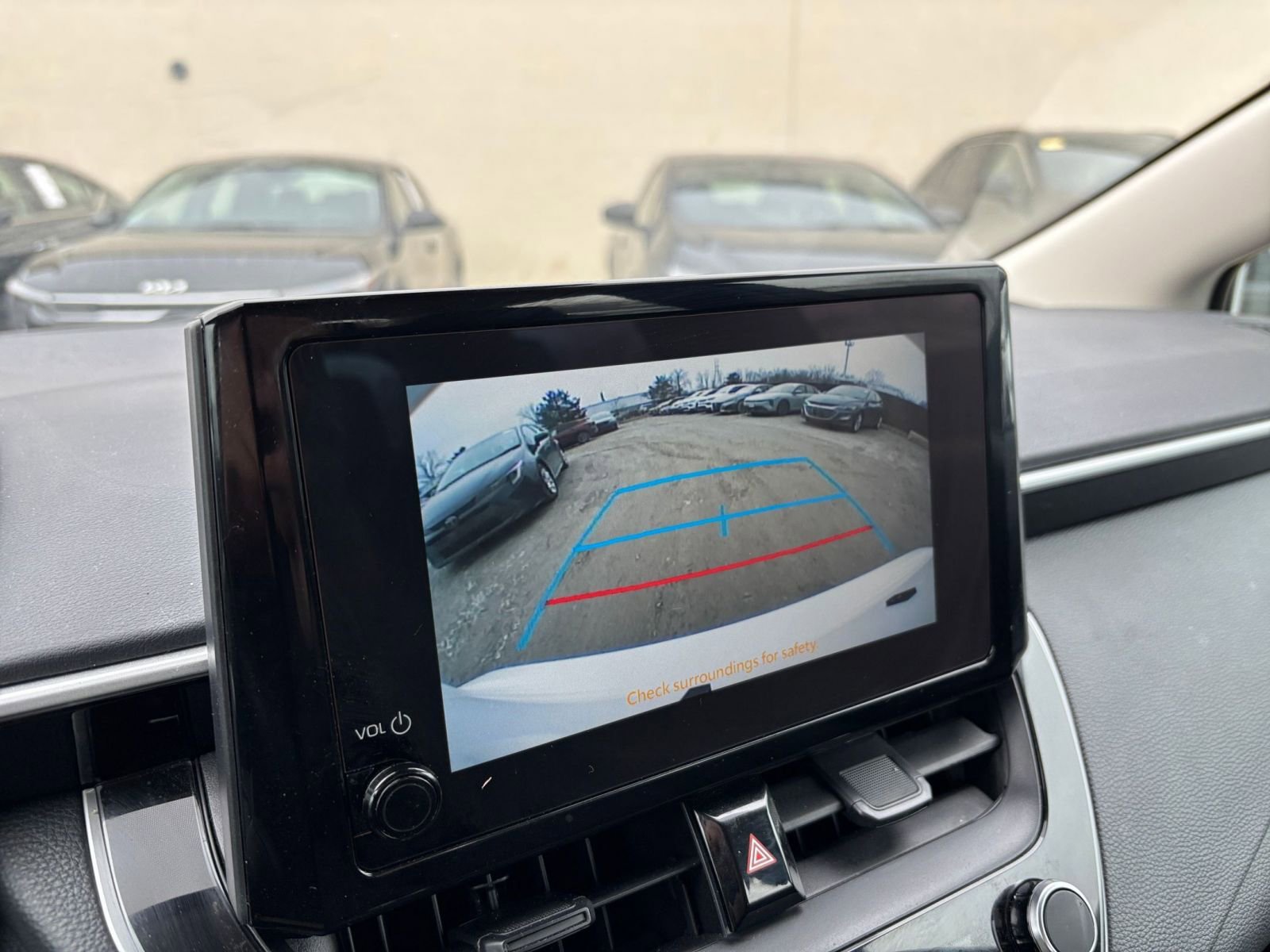 Used 2025 Toyota Corolla LE image 23