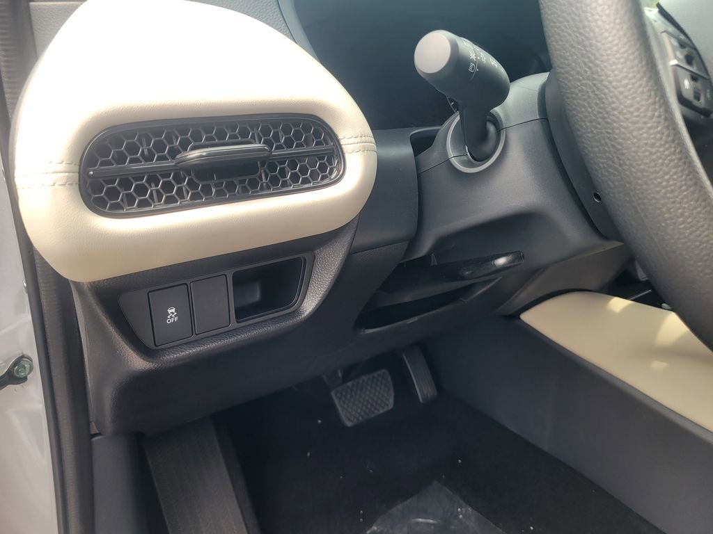 New 2026 Honda HR-V LX image 16