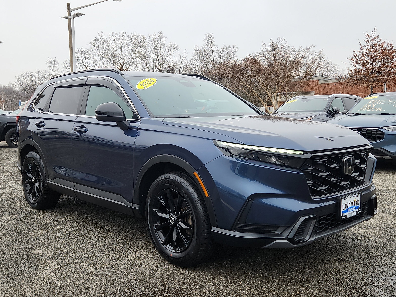 Used 2024 Honda CR-V Sport image 3