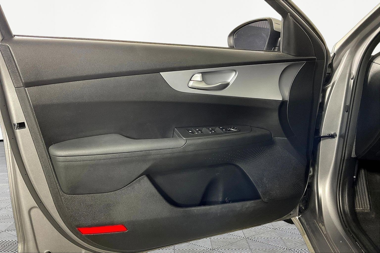 Certified 2023 Kia Forte LXS image 19