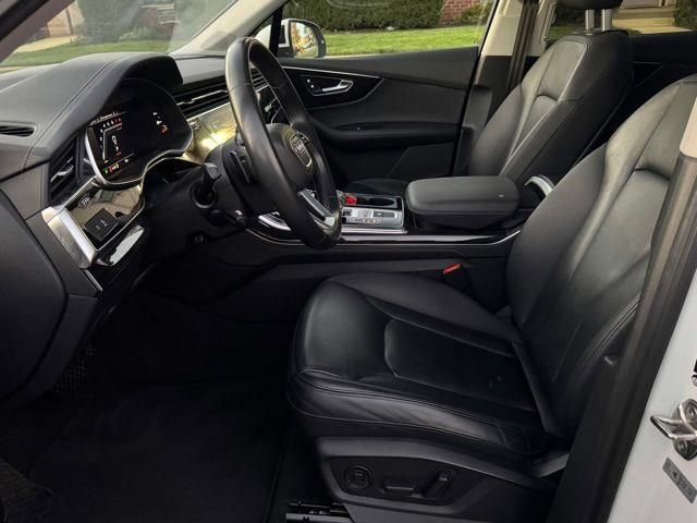 Used 2023 Audi Q7 3.0T Premium Plus image 16