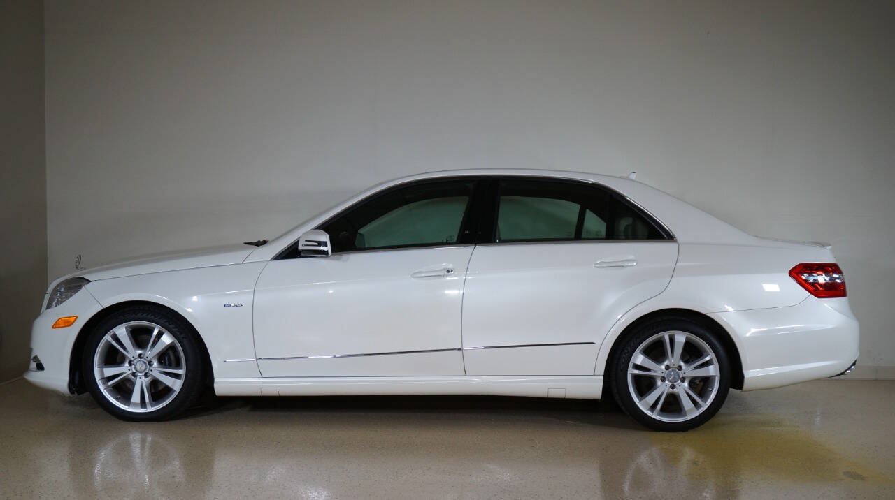 Used 2012 Mercedes-Benz E 350 Sedan image 3