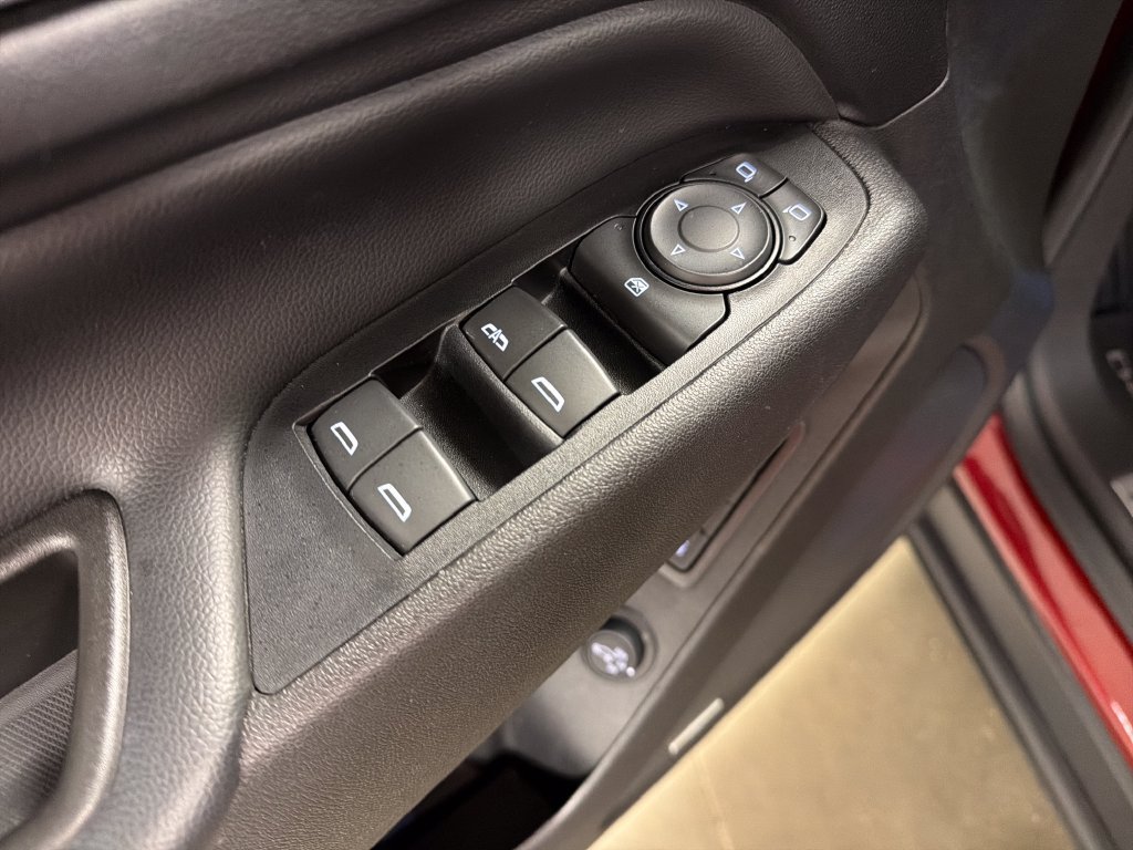 Used 2020 Chevrolet Equinox Premier FWD image 21