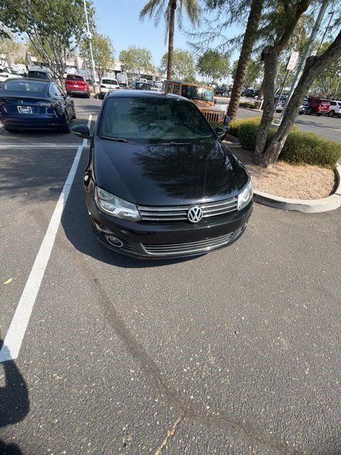 Used 2012 Volkswagen Eos Komfort FWD image 9