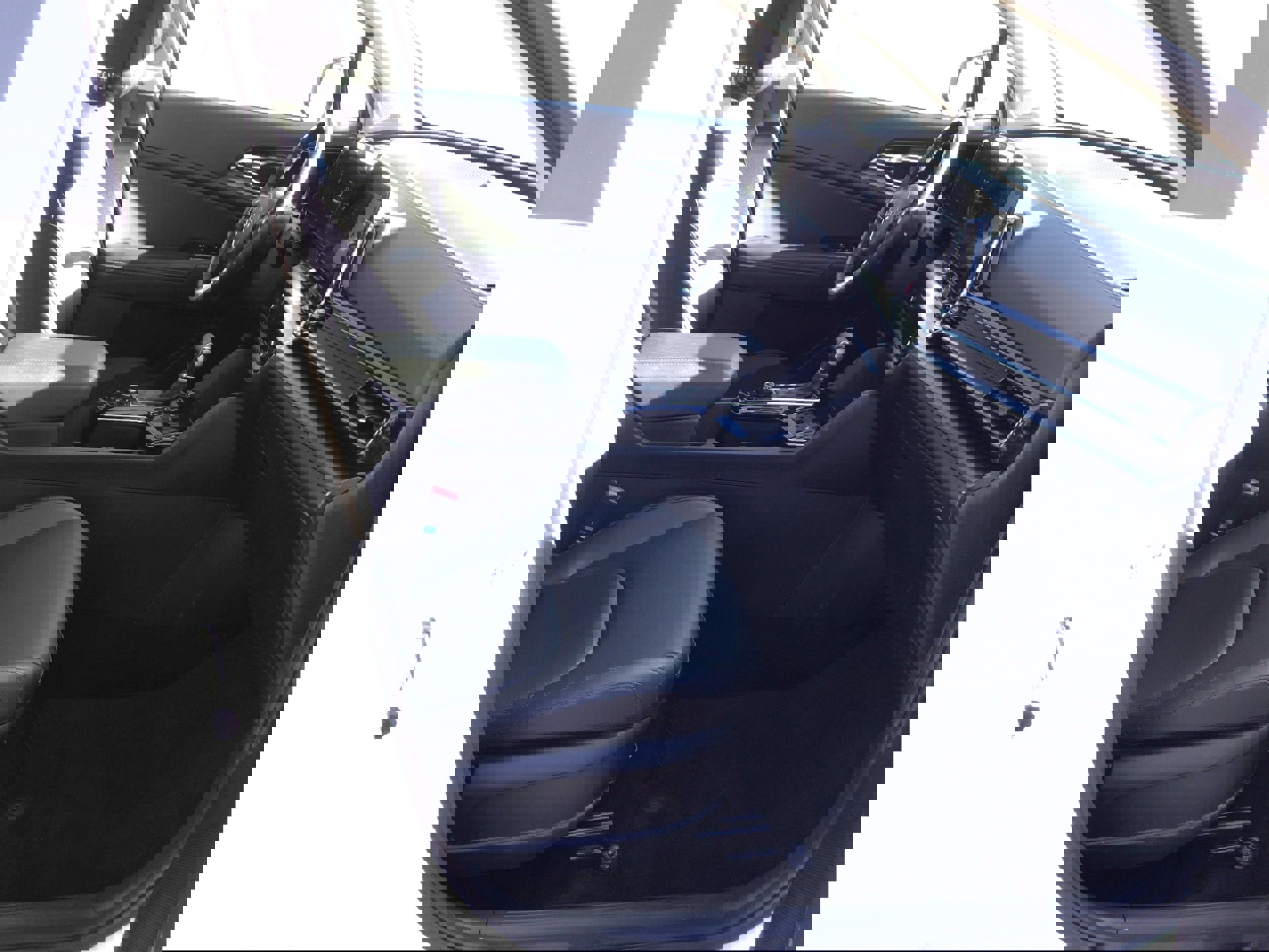 Used 2025 Kia Sportage EX image 25