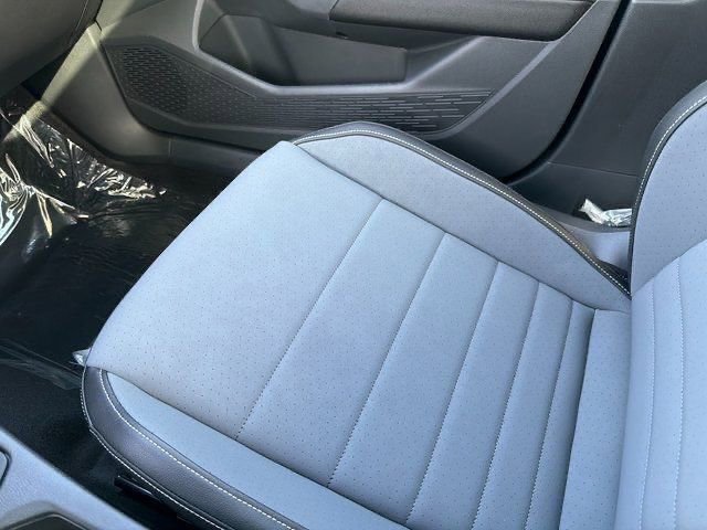 New 2026 Volkswagen Jetta SE image 29