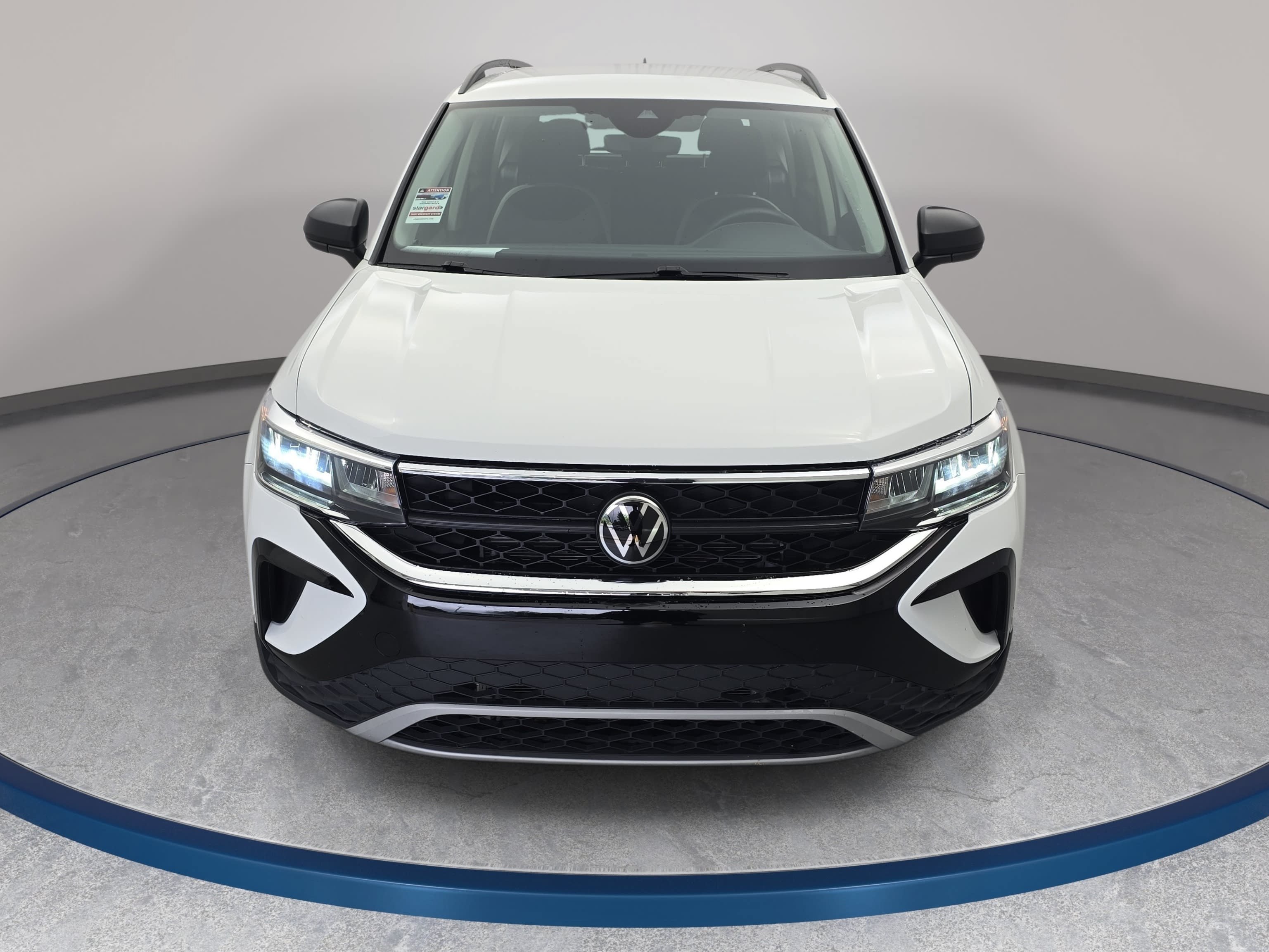 Used 2024 Volkswagen Taos S FWD image 2