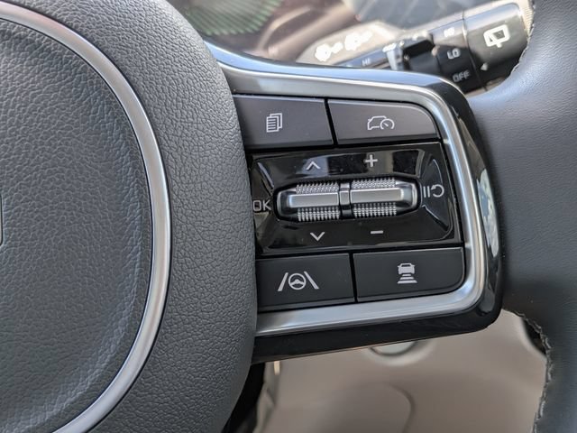 Used 2025 Kia Sorento EX w/ Panoramic Sunroof Package FWD image 26